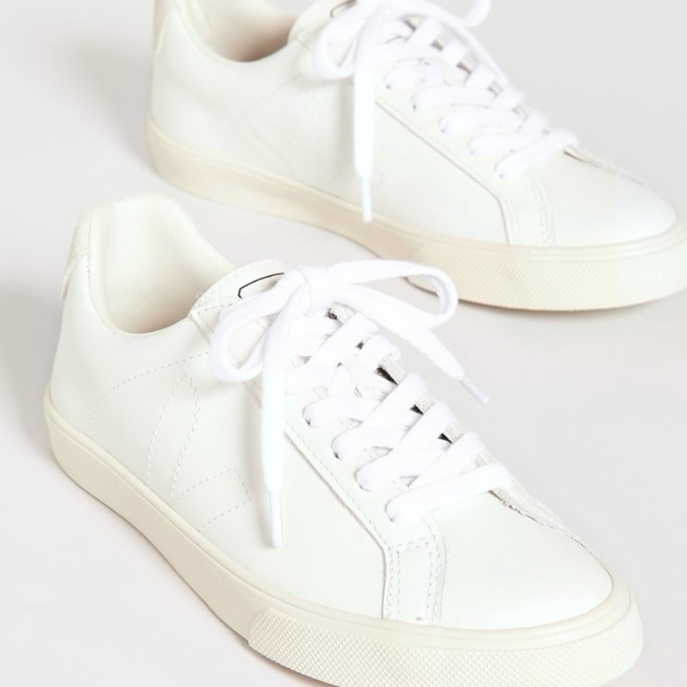 Veja Esplar sneaker EUR 39. US 8-8.5 worn. Good.